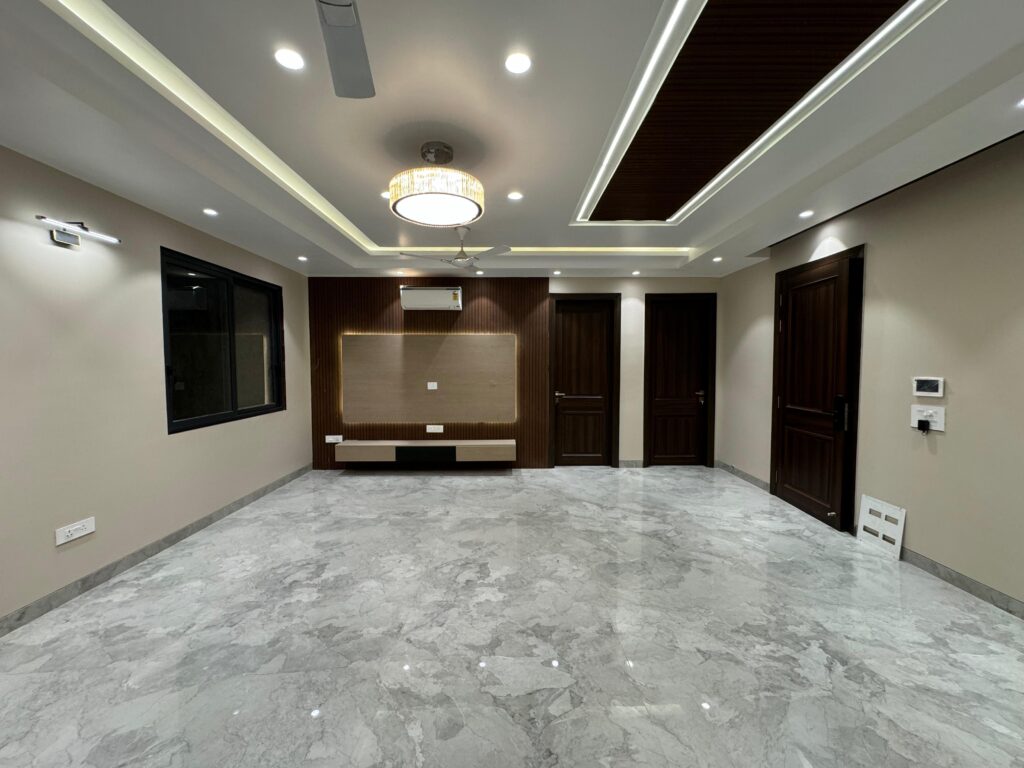 4 BHK Builder Floor in Sector 57 Gurgaon Corner Property