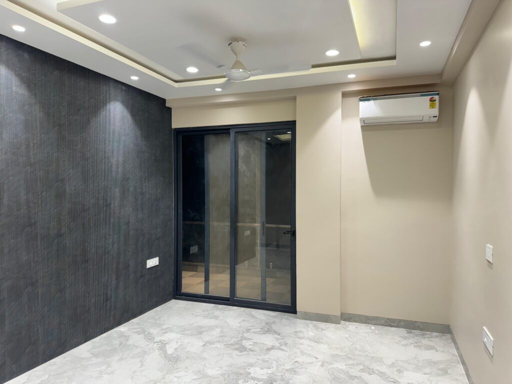 4 BHK Builder Floor in Sector 57 Gurgaon Corner Property