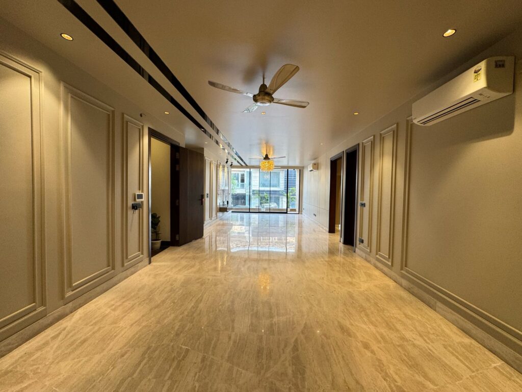 4 BHK builder floor in South City 1 Gurgaon