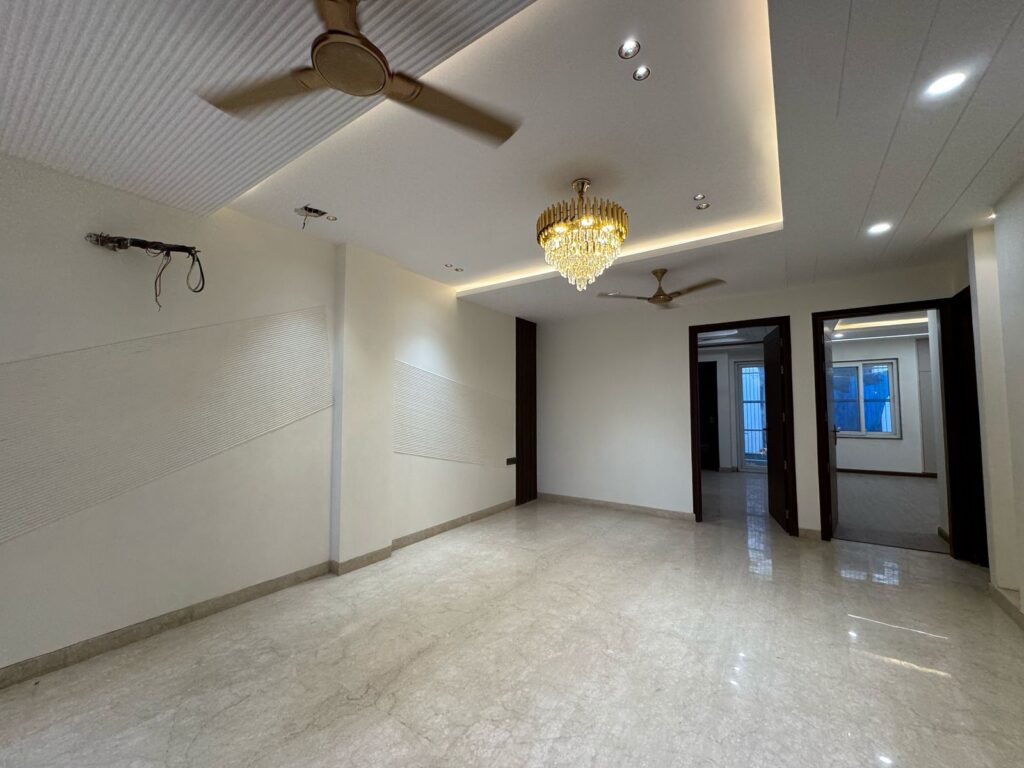 3 BHK builder floor in South City 1 Gurgaon