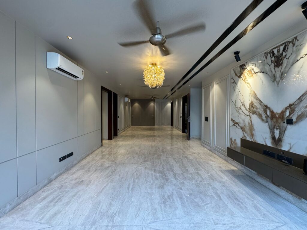 4 BHK builder floor in South City 1 Gurgaon