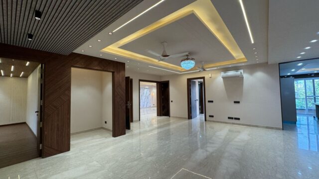 4 BHK builder floor in Sushant Lok 2 Gurgaon