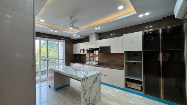 4 BHK builder floor in Sushant Lok 2 Gurgaon