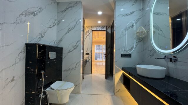 4 BHK builder floor in Sushant Lok 2 Gurgaon