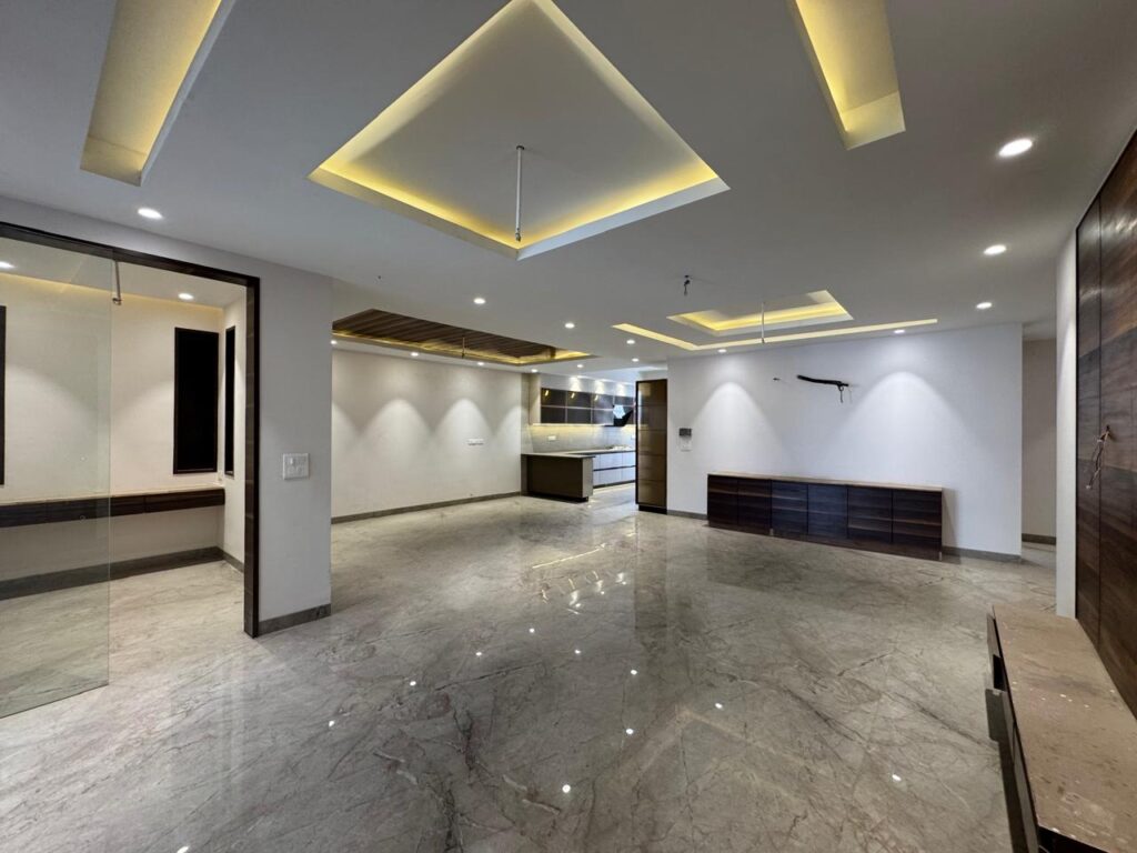 500 Sq Yards 4 BHK builder floor in Sushant Lok 2 Gurgaon