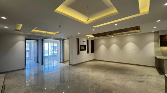 500 Sq Yards 4 BHK builder floor in Sushant Lok 2 Gurgaon