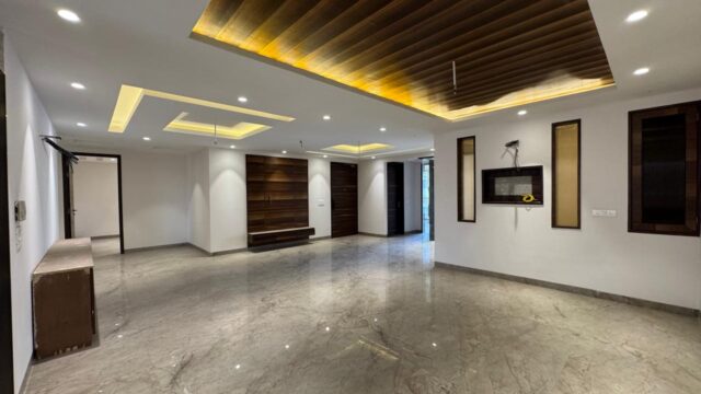 500 Sq Yards 4 BHK builder floor in Sushant Lok 2 Gurgaon