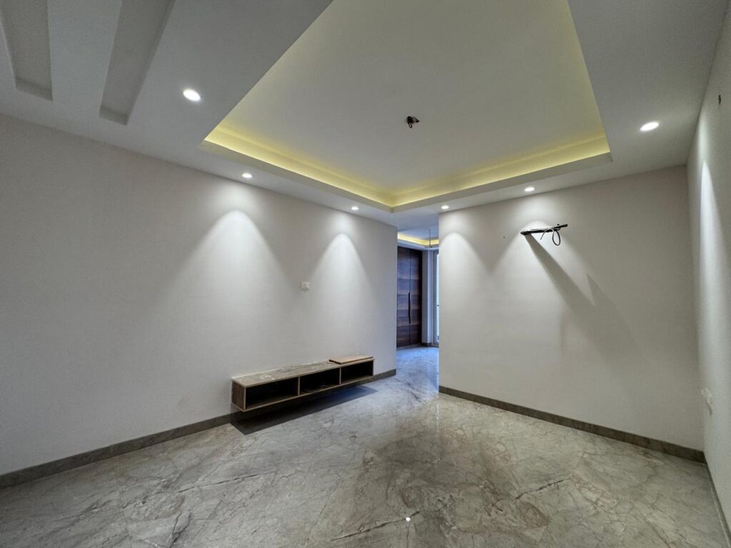 500 Sq Yards 4 BHK builder floor in Sushant Lok 2 Gurgaon